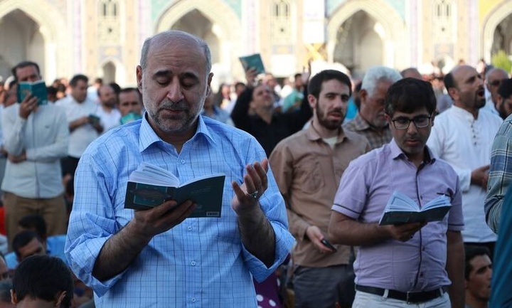 اعلام ویژه برنامههای حرم مطهر رضوی به مناسبت روز عرفه
اعلام ویژه برنامههای حرم مطهر رضوی به مناسبت روز عرفه