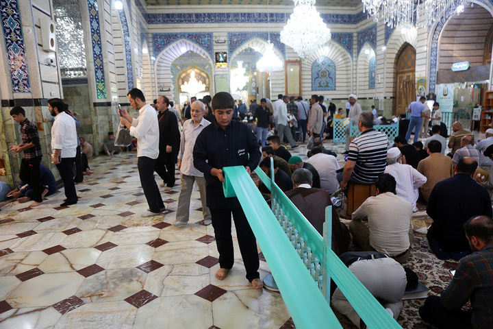 آماده سازی حرم حضرت معصومه (س) جهت میزبانی از زائران در مراسم دعای عرفه