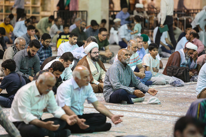 جشن میلاد امام هادی علیه السلام در حرم بانوی کرامت