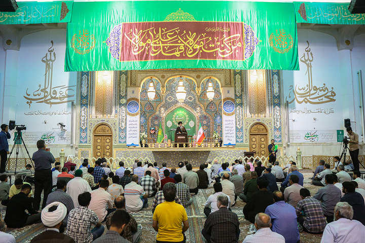 جشن میلاد امام هادی علیه السلام در حرم بانوی کرامت