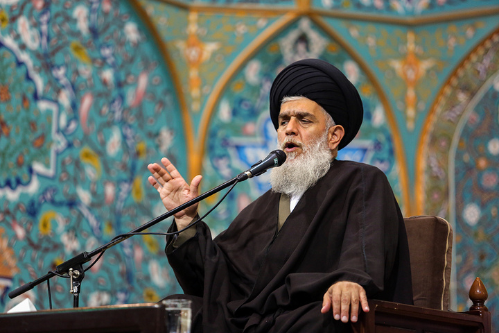 جشن میلاد امام هادی علیه السلام در حرم بانوی کرامت