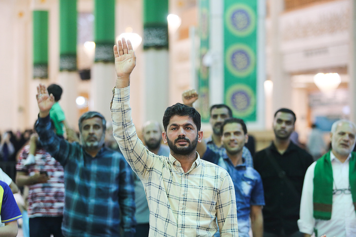 جشن میلاد امام هادی علیه السلام در حرم بانوی کرامت