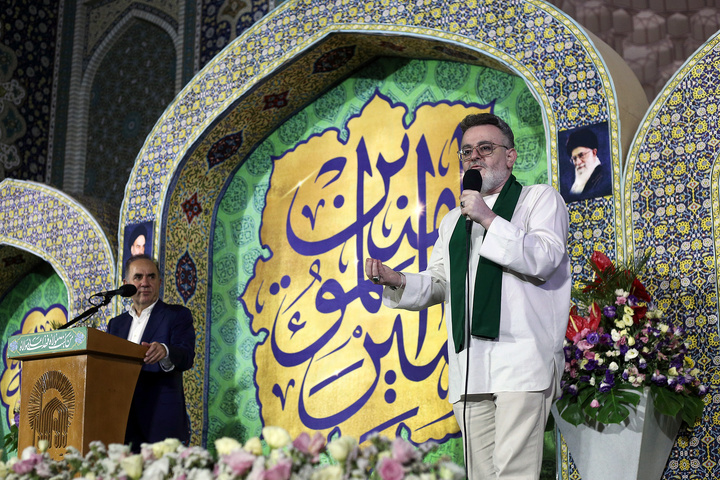 حال و هوای حرم مطهر رضوی در شب عید غدیر