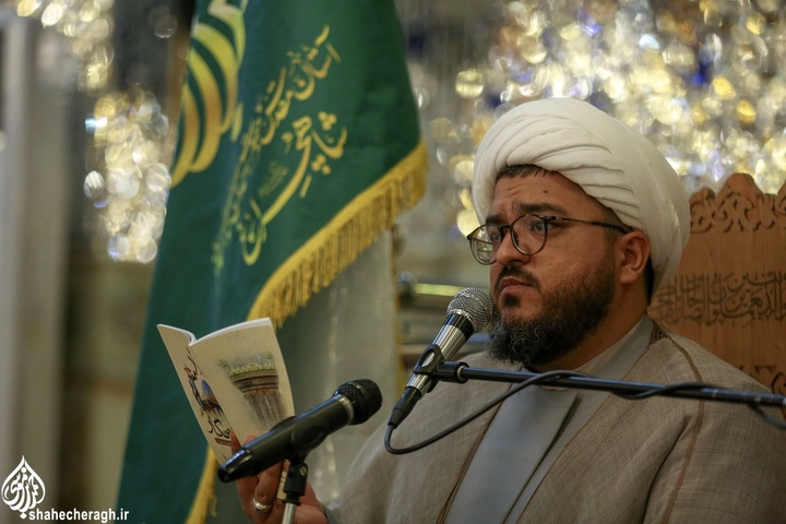قرائت خطبه غدیر در حرم مطهر حضرت احمدبن موسی علیهماالسلام