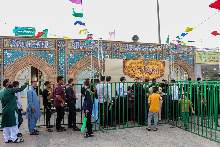 حرم حضرت معصـــومه (س) میزبان کودکان و نوجــــوانان در جشن غدیـــــر