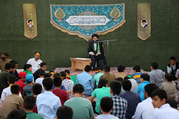 حرم حضرت معصـــومه (س) میزبان کودکان و نوجــــوانان در جشن غدیـــــر