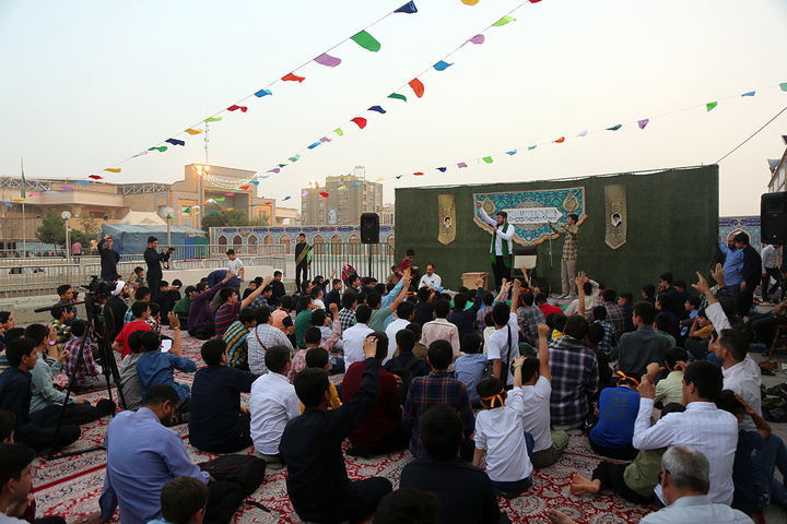 حرم حضرت معصـــومه (س) میزبان کودکان و نوجــــوانان در جشن غدیـــــر