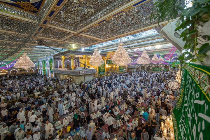 ہزاروں مومنین نے روضہ مبارک حضرت عباس(ع) کے جوار میں عید غدیر کا پرمسرت دن منایا