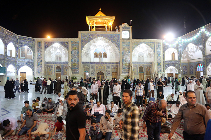 جشن شام میلاد امام کاظم (ع) در حرم حضرت معصومه(س)