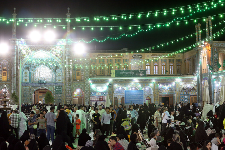 جشن شام میلاد امام کاظم (ع) در حرم حضرت معصومه(س)