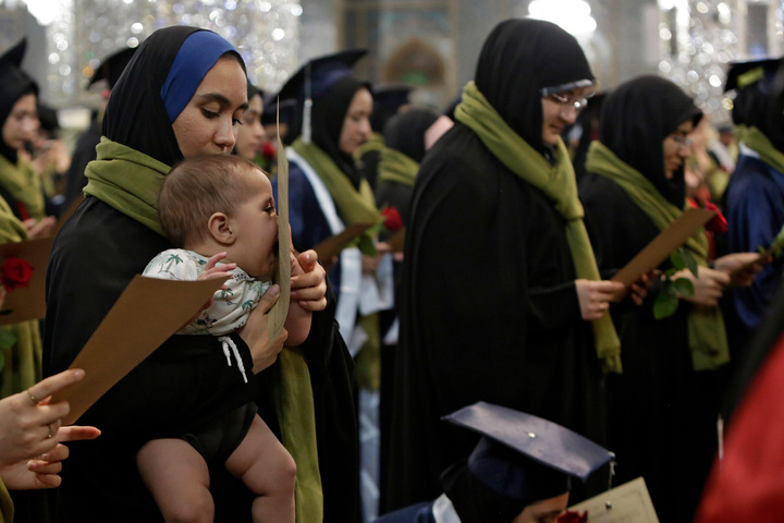 جشن دانش آموختگی در حرم