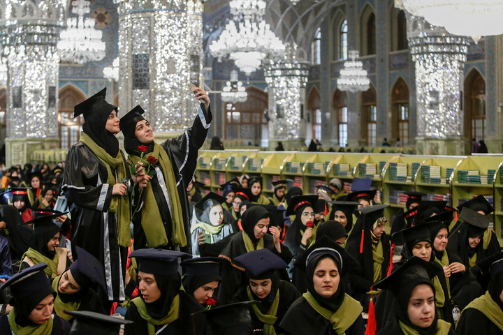 جشن دانش آموختگی در حرم