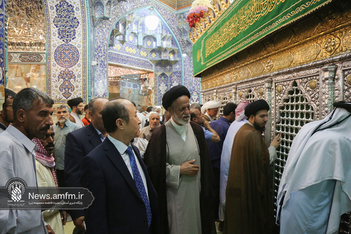 سفیر کره جنوبی در ایران با شخصیت و جایگاه حضرت معصومه(س) آشنا شد