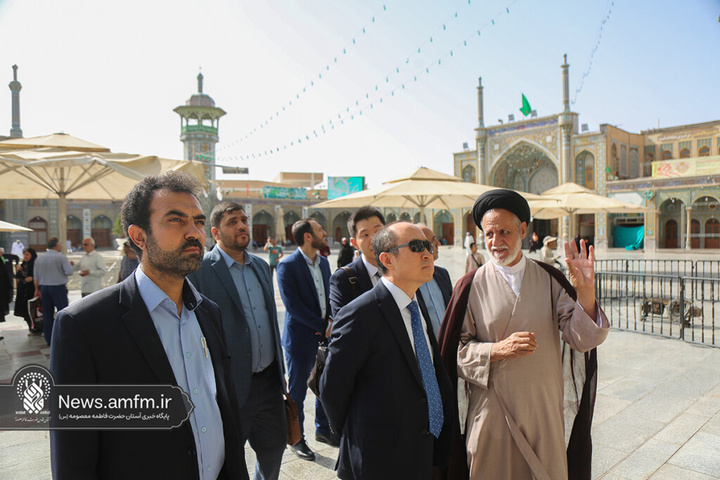 سفیر کره جنوبی در ایران با شخصیت و جایگاه حضرت معصومه(س) آشنا شد