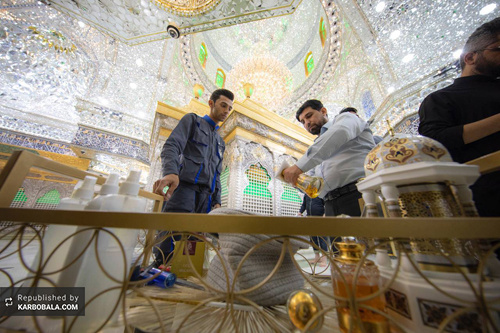 غبارروبی و شستشوی حرم مطهر حسینی