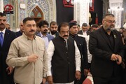 حضور وزیر کشور پاکستان در حرم مطهر امامین جوادین علیهما السلام