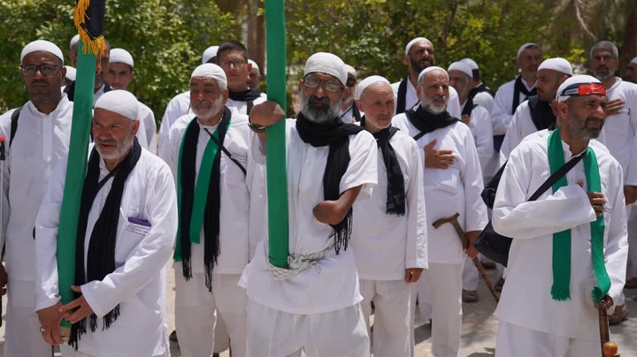 تشرف کاروان پیاده امام رضا(ع) به آستان حضرت حسین بن موسی الکاظم(ع)