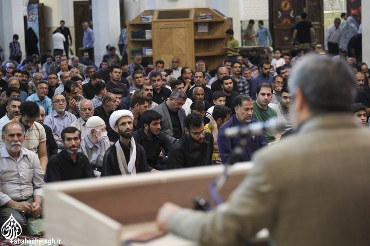 مرثیه سرایی و خوانش صحیفه سجادیه به مناسبت سالروز شهادت امام سجاد علیه السلام