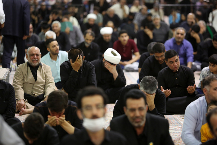 مراسم عزاداری ایام اسارت آل الله در حرم حضرت معصومه(س)