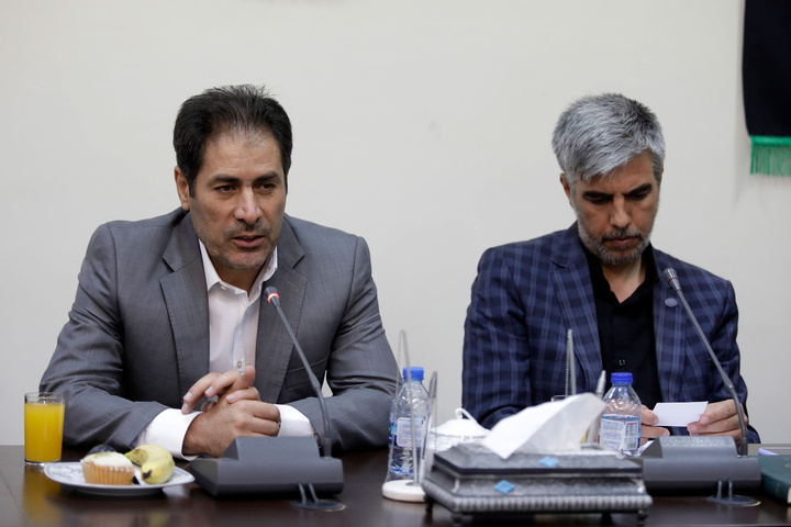 اهدای مدال قهرمانی قویترین مردان جهان ۲۰۲۳ به موزه آستان قدس رضوی