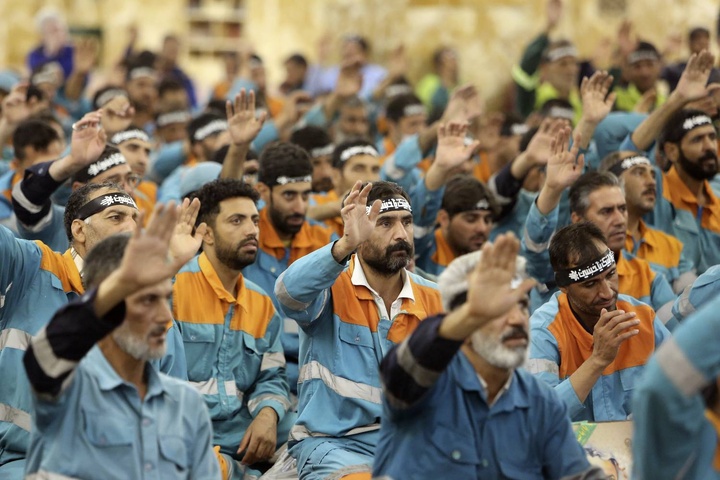 آیین اذن خدمت به زائران اربعین در بارگاه منور رضوی برگزار شد