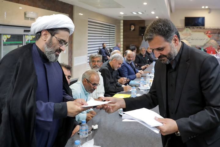 Holy shrine provides Arbaeen Mukib owners with related donations
