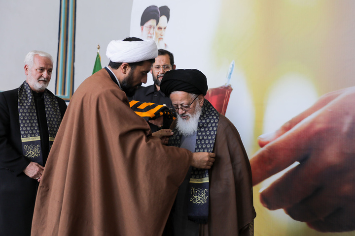 مراسم اذن خدمت اربعین حسینی در حرم مطهر رضوی