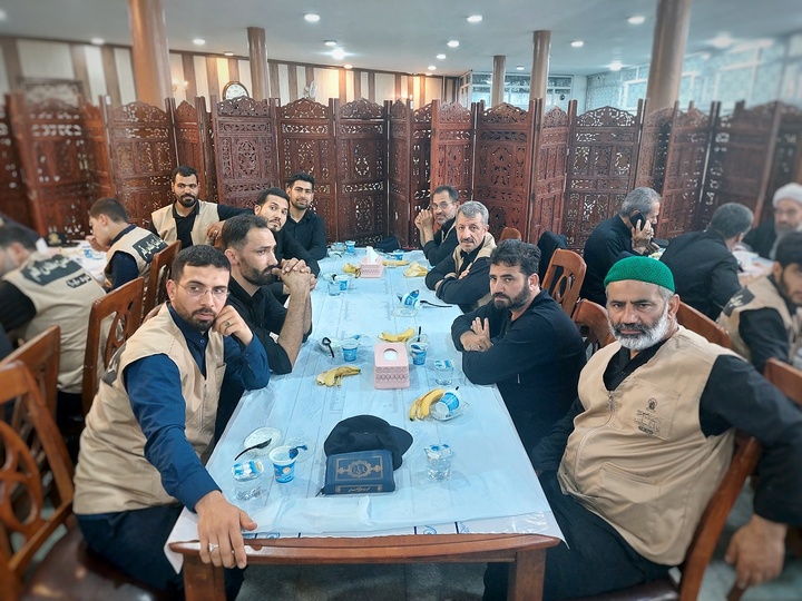 تشرف خادمان حرم کریمه اهل‌بیت(س) به کاظمین