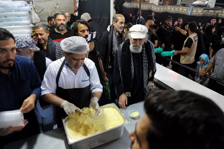 حضور جمعی از هنرمندان پیشکسوت سینما و تلویزیون در موکب آستان حضرت معصومه(س)