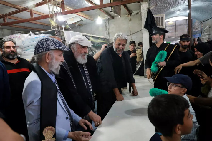 حضور جمعی از هنرمندان پیشکسوت سینما و تلویزیون در موکب آستان حضرت معصومه(س)