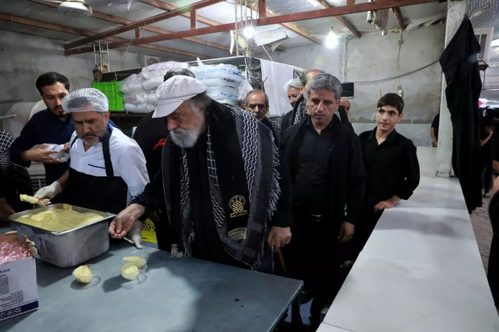 حضور جمعی از هنرمندان پیشکسوت سینما و تلویزیون در موکب آستان حضرت معصومه(س)