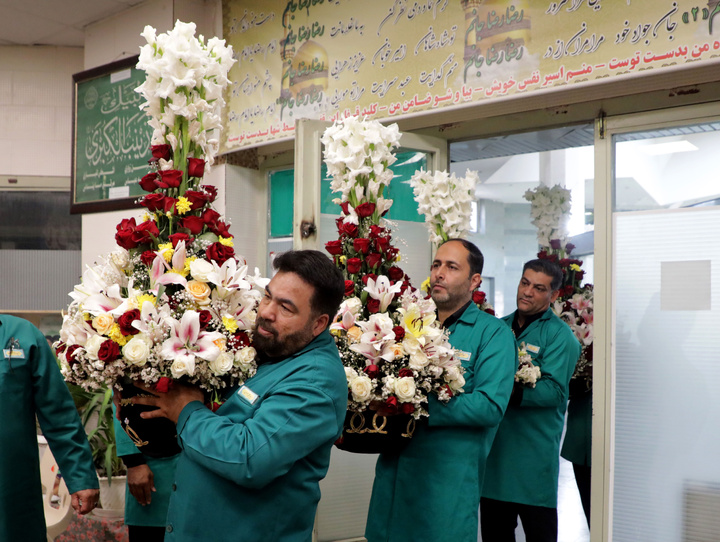 سرنوشت گلهـــای ضریــــح امام رضــــا علیه السلام