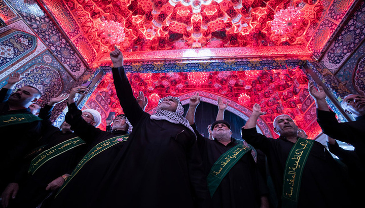 عزاداری موکب های حسینی در روز اربعین سید الشهداء