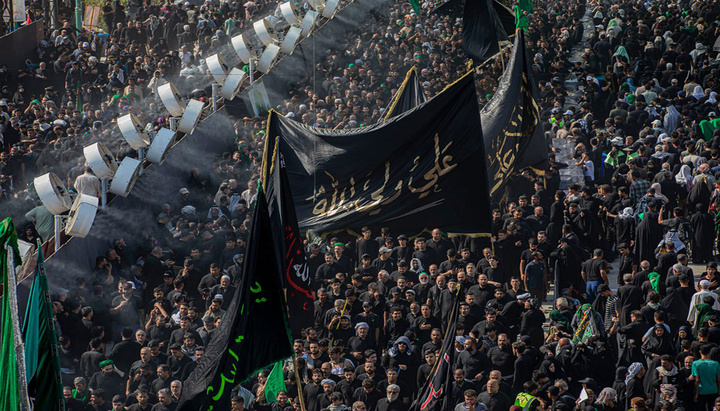 عزاداری موکب های حسینی در روز اربعین سید الشهداء