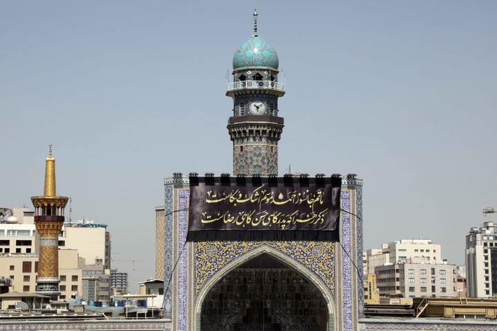 در آستانه دهه آخر صفر کتیبه های عزا به سلام آمده اند