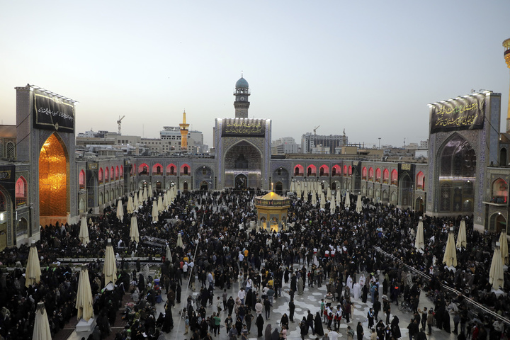 حرم مطهررضوی درشب رحلت حضرت رسول صلی الله وشهادت امام حسن مجتبی علیه السلام