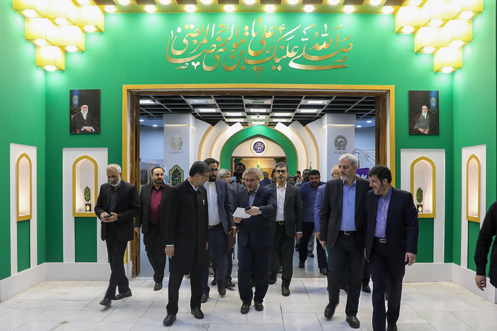 بازدید رئیس سازمان برنامه و بودجه کشور از فعالیت‌های آستان قدس رضوی