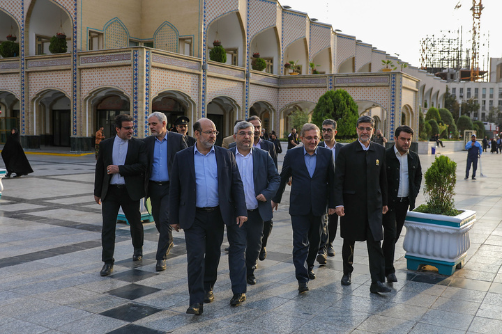 بازدید رئیس سازمان برنامه و بودجه کشور از فعالیت‌های آستان قدس رضوی