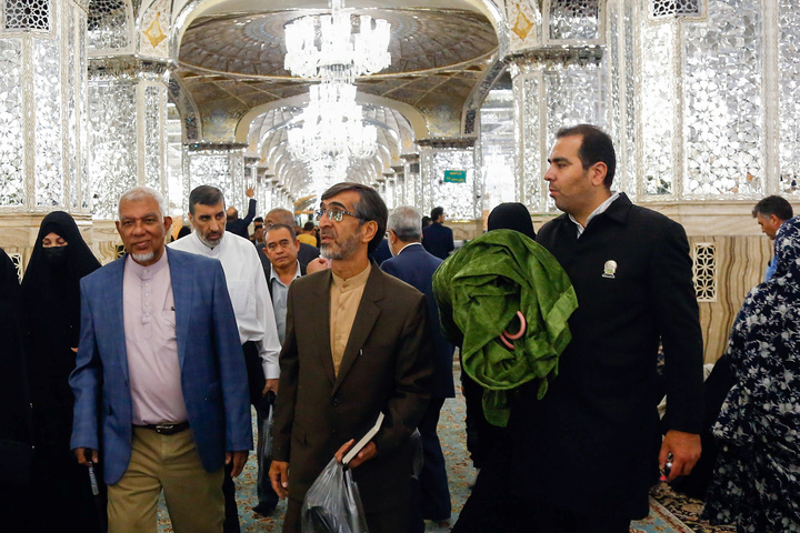Imam Reza shrine hosts high ranking Malaysian delegation