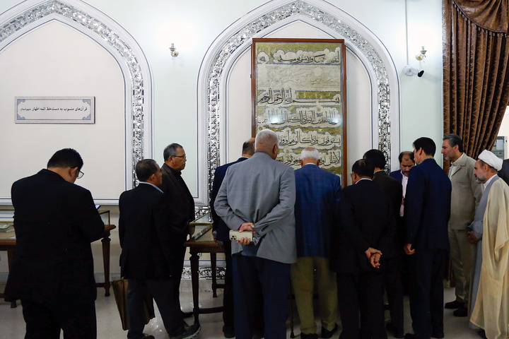Imam Reza shrine hosts high ranking Malaysian delegation
