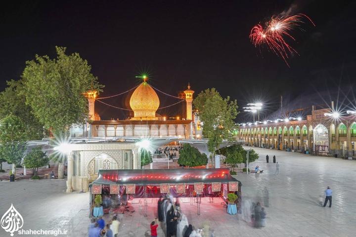مراسم جشن ولادت باسعادت پیامبر اعظم(ص) و امام صادق(ع) در حرم مطهر حضرت احمدبن موسی(ع)