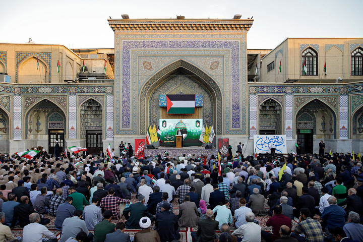 اجتماع همبستگی با جبهه مقاومت فلسطین در حرم مطهر رضوی