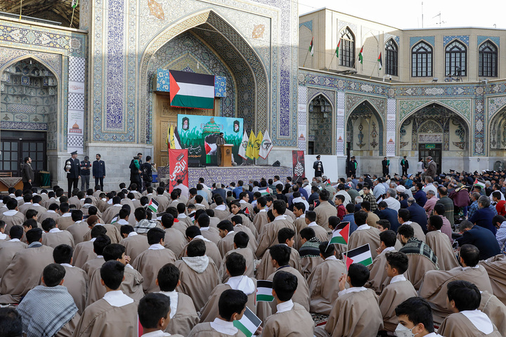 اجتماع همبستگی با جبهه مقاومت فلسطین در حرم مطهر رضوی