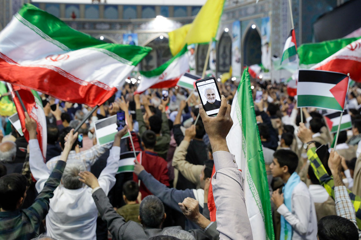 اجتماع همبستگی با جبهه مقاومت فلسطین در حرم مطهر رضوی