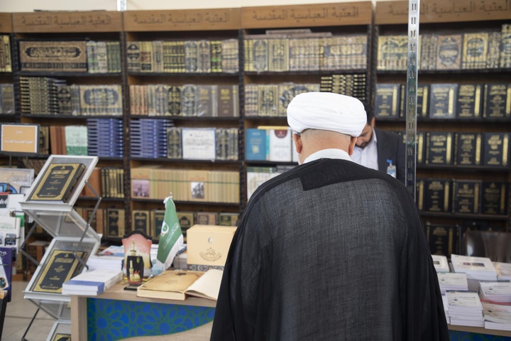 العتبة العباسية تشارك بأكثر من (۷۵۰) إصدارًا في معرض الكتاب الدولي التاسع
