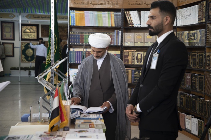 العتبة العباسية تشارك بأكثر من (۷۵۰) إصدارًا في معرض الكتاب الدولي التاسع
