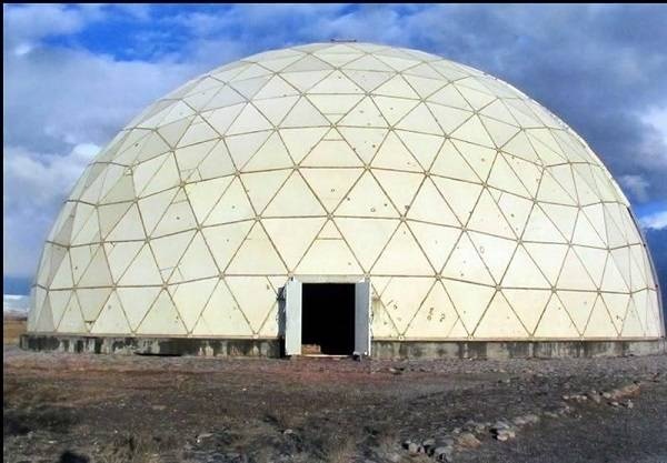 کدام دانشمند حافظ اسلام و مکتب تشیع در حمله مغولان به ایران بود؟