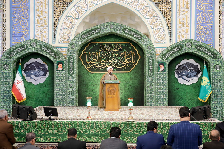 گرامیداشت روز عصای سفید در حرم مطهر رضوی
