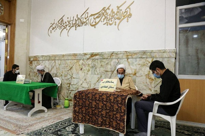 Imam Reza shrine answers religious questions of 467k pilgrims in six months Imam Reza shrine answers religious questions of 467k pilgrims in six months