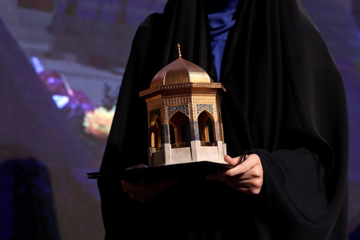 نفرات برگزیده جشنواره رسانه ای امام رضا علیه السلام معرفی شدند نفرات برگزیده جشنواره رسانه ای امام رضا علیه السلام معرفی شدند